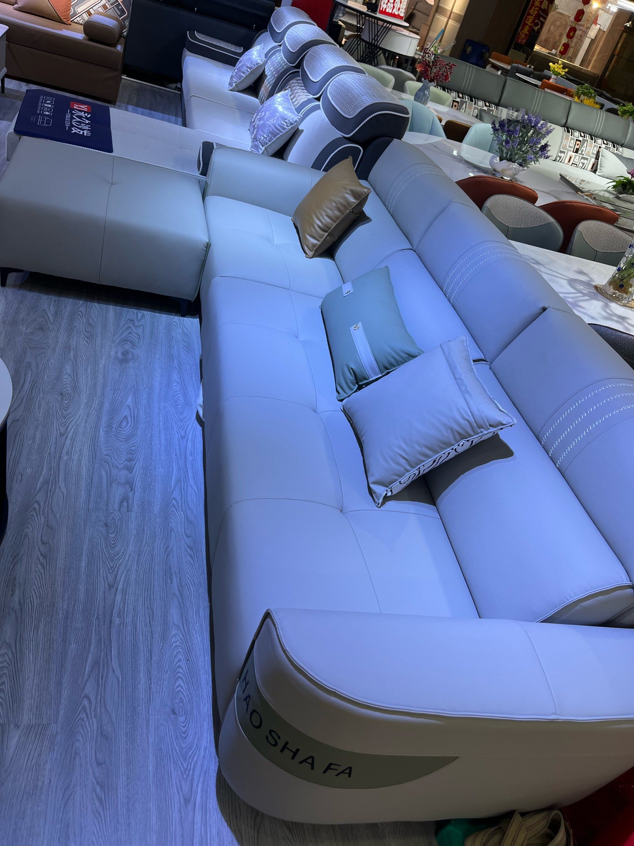 头一回见这个标识,哈哈