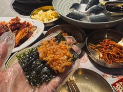 -草家酱蟹炭火烤肉店(珲春南路一店)