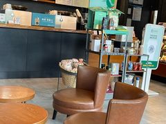 -星巴克臻选(呼和浩特维多利摩尔城店)