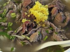 -潮镇老尾牛杂(环城西路店)