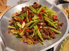 湘湘小炒吊龙牛肉-峨嵋酒家 南北川菜 优选烤鸭(广渠路店)