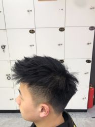 -藤野造型烫发染发