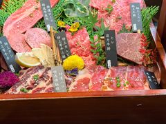 -山川小町·极番烧肉(新地假日广场店)