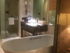 -西安赛瑞喜来登大酒店