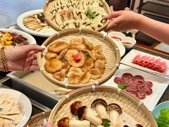 -皇城老妈·大连海鲜火锅(港湾店)