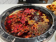 -卤校长老火锅(杨家坪直营店)