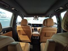 -理想汽车(世纪汇店)