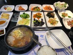 -青松馆韩国料理(香港中路佳世客店)