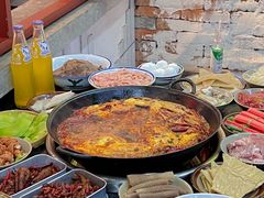 -四小区火锅·巷子里的重庆火锅(花照壁店)