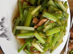 -美顺香食府鱼头老店(雪野湖店)