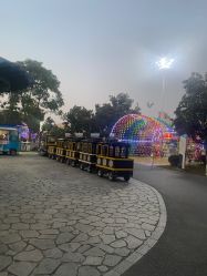 -玄武湖景区-情侣园游乐场