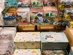 零售区-猫的天空之城概念书店(苏州诚品店)