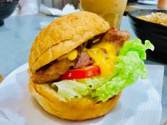 豬扒菠蘿油-华嫂冰室(尖沙咀店)