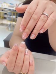 -丽心自助美甲美睫