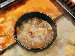 -吴氏老牌坊云南鱼豆花火锅店(通江街店)
