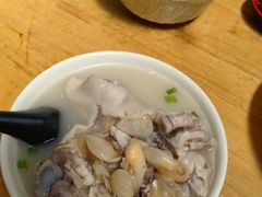 -雷祖芳老妈蹄花店