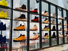 -Air Jordan(世贸天阶店)