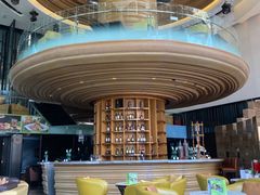 景观位-深圳温德姆至尊酒店·大堂吧·户外花园