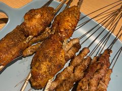 -街角等你.大连海鲜烧烤.经典铁板海鲜串(西安路店)