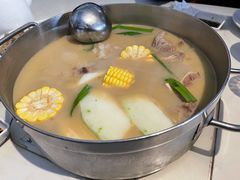 -肥仔文澳门猪骨煲(南京西路店)