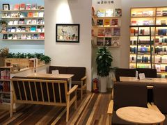 -猫的天空之城概念书店(印象城购物中心店)