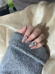 -瞧·享轻奢美甲美睫