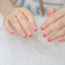 -七彩虹美甲美睫 半永久