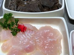 -海底捞火锅(金山百联店)