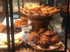 -Dough&Joe团憩(瑞虹天地月亮湾店)