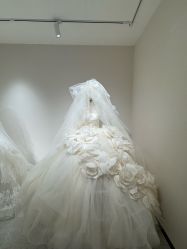 -PAI婚纱礼服设计馆【大牌租赁/高级定制】