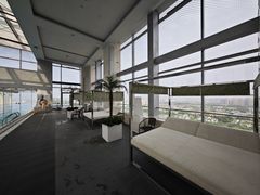 -上海浦东康桥绿地假日酒店