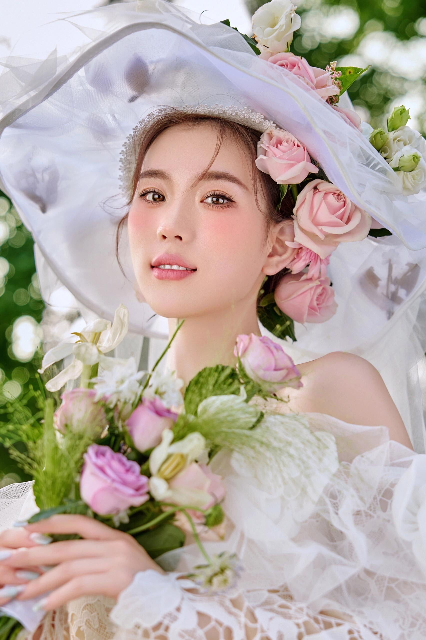 这组森系鲜花妆造真太让人心动了!