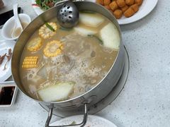 -肥仔文澳门猪骨煲(南京西路店)