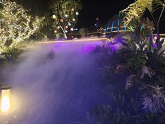 -茅草房·河畔园林火锅