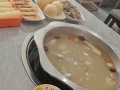 -光头药膳鸡(莱茵小镇店)