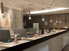 -必胜客(漕宝路店)