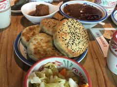 -小放牛炒菜馆(军校店)