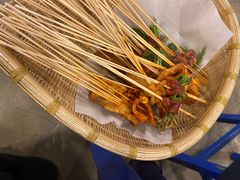 -马路边边串串香形象店(磐石路店)