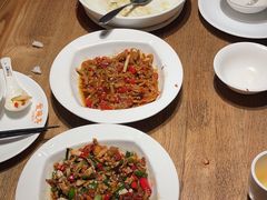 -爱碗亭·鲜炒湖南菜(壹城中心店)