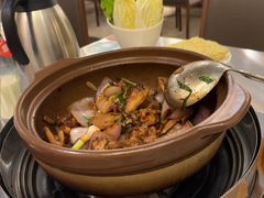 -胡须佬鸡煲四季火锅店(石厦西村直营店)