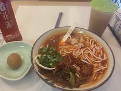 -鑫花溪牛肉米粉(凤凰街创始总店)