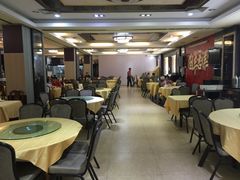 大堂-暨南大学（石牌校区）明湖楼