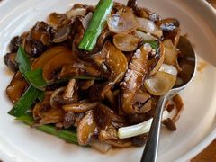 橄榄油烩三种菇-马仕玖煲·融合菜·酥不腻烤鸭(人大店)