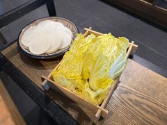 -尚尚仙·酸汤猪手·猪肚鸡火锅(华联万柳购物中心店)