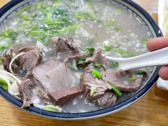-八百里牛肉汤(盖饭·锅贴·万象城店)
