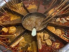 -周周辣年麻辣烫(振兴南路店)