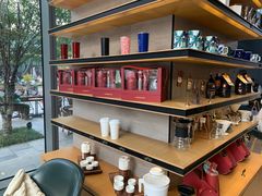 -星巴克臻选(杭州嘉里中心1F店)