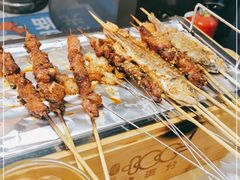 -烤满分·东北烧烤(首经贸店)