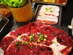 -炙忧烤肉屋(中国铁建广场店)