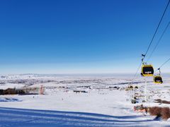 -丝绸之路山地度假区滑雪场